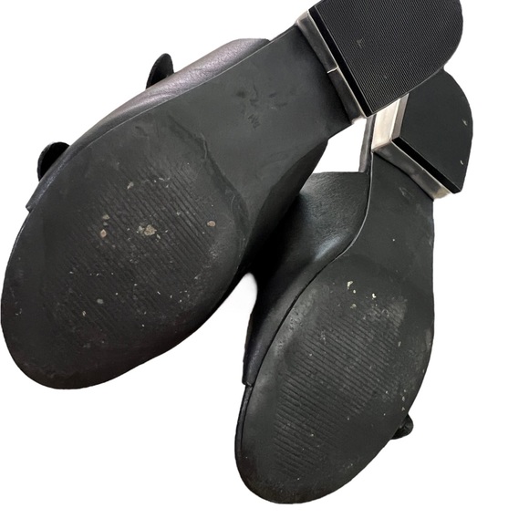 DESIGN LAB LORD & TAYLOR Punk Studded Rivet Leather Slip On Sandal size 9 Black - Picture 3 of 12